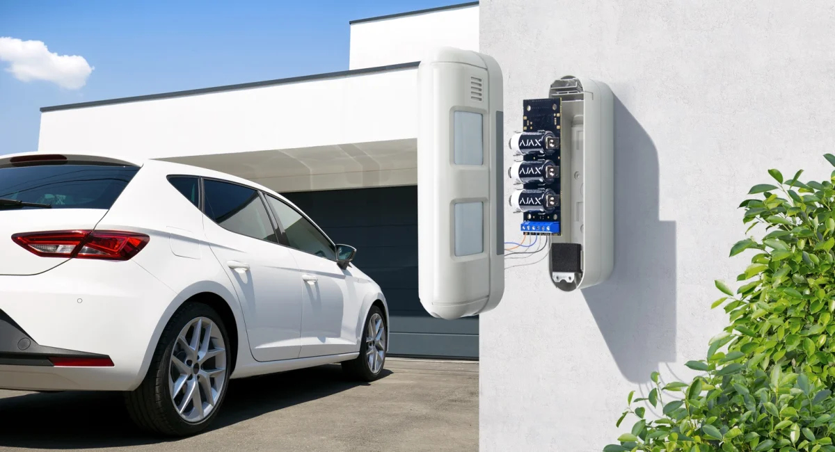 AJAX Transmitter Modul für den Anschluss von diversen Meldern (HAN 38184) 3 produkte-ajax-sicherheitssystem-baseline-erweiterungen-955-ajax-transmitter-modul-fue (1)